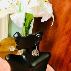 Ethnic and very versatile silver plated earings